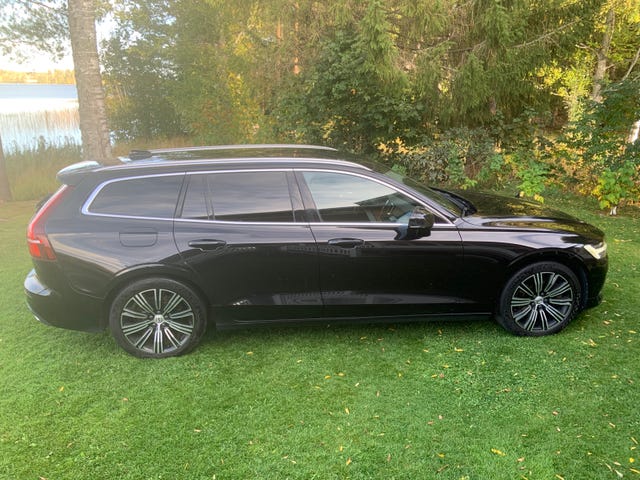 Volvo V60 2021