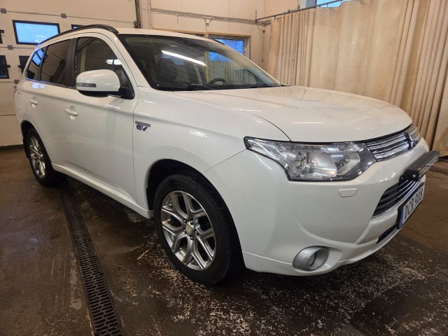 Mitsubishi Outlander 2015