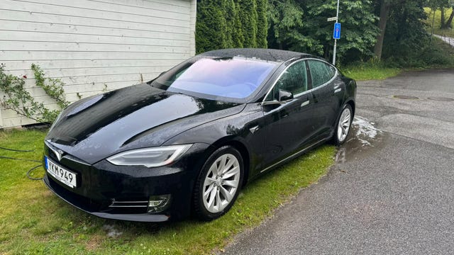 Tesla Model S 2017