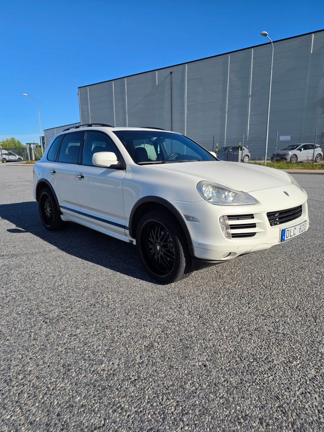 Porsche Cayenne 2010