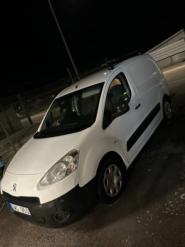 Peugeot Partner 2012