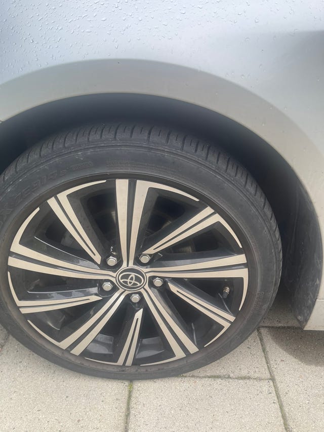 Toyota Corolla 2022 – bild 3