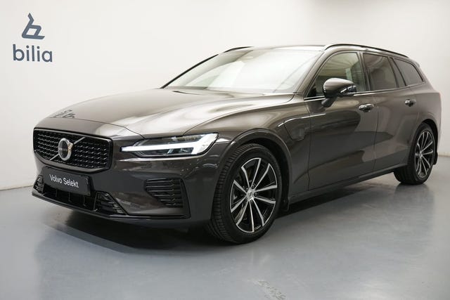 Volvo V60 2025