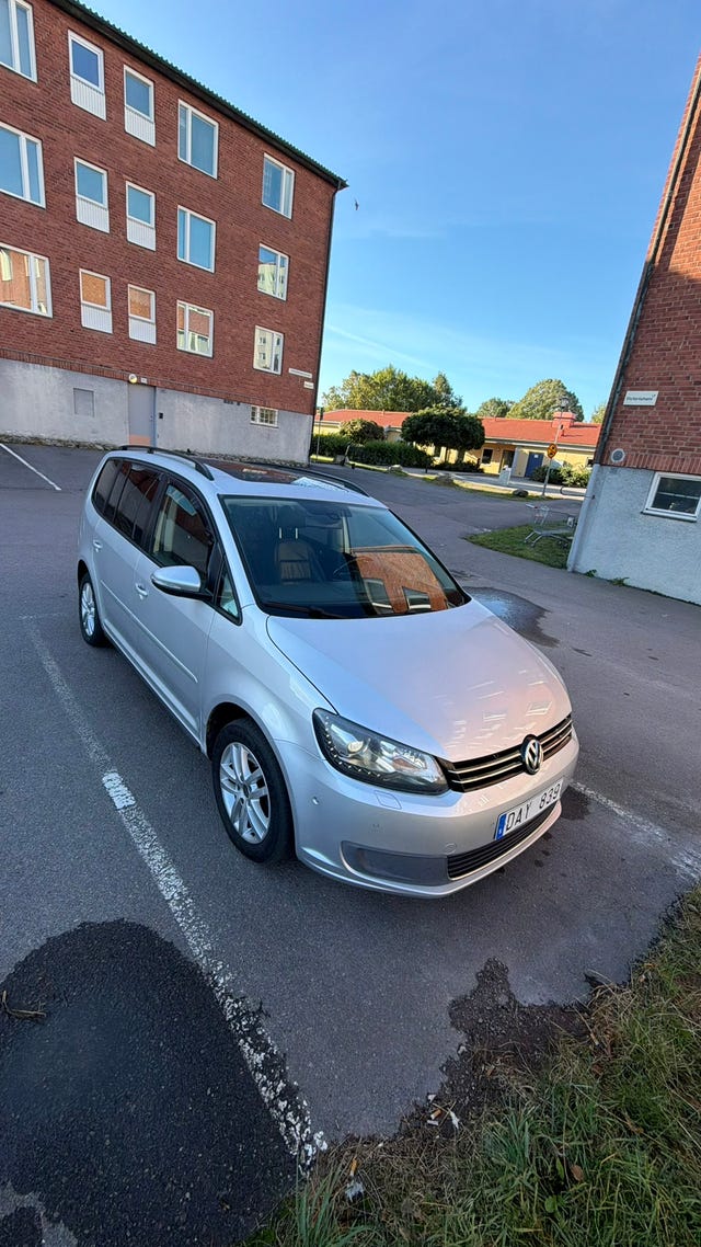 Volkswagen Touran 2011