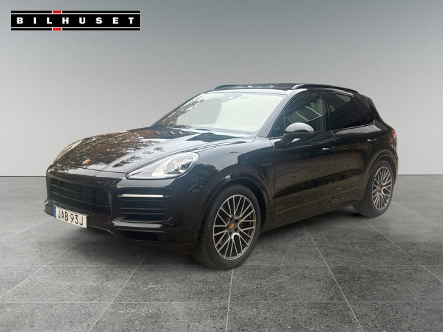 Porsche Cayenne 2023