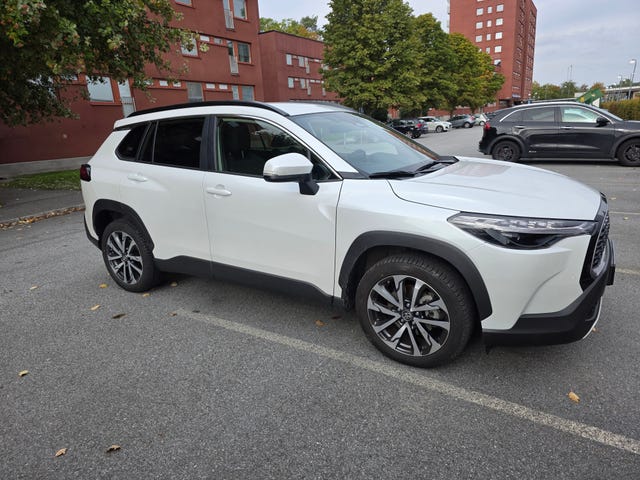 Toyota Corolla Cross 2025 – bild 3