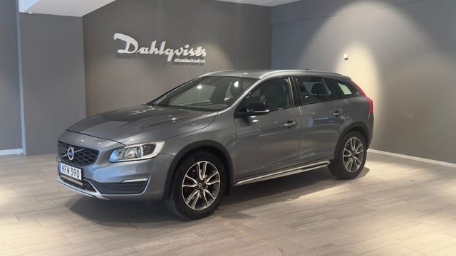 Volvo V60 Cross Country 2017