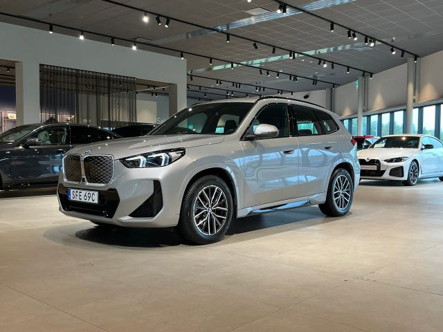 BMW iX1 2026
