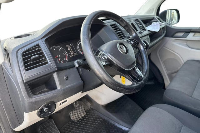 Volkswagen Transporter 2017 – bild 4