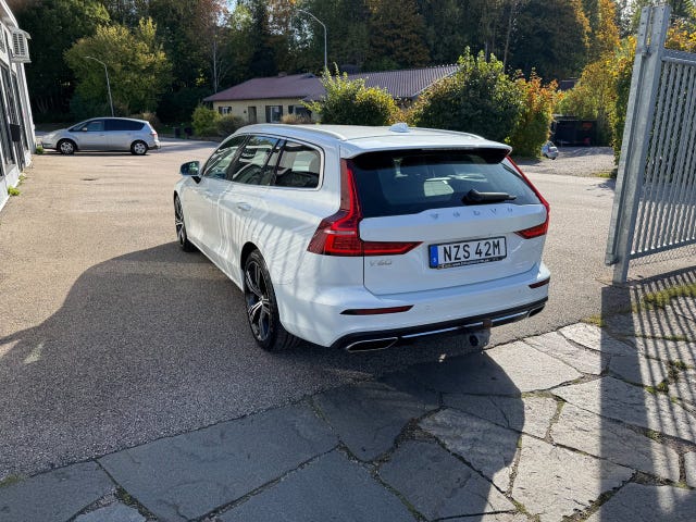 Volvo V60 2021 – bild 4