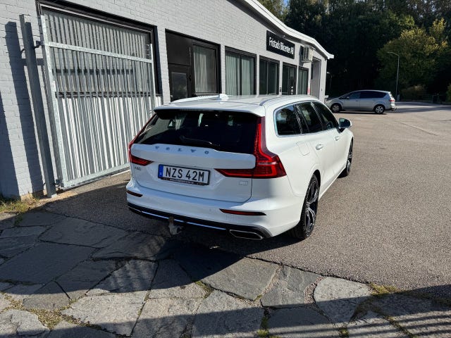 Volvo V60 2021 – bild 3