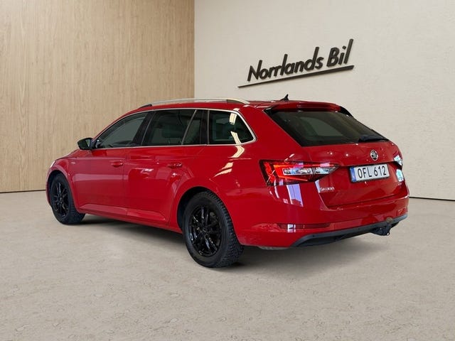 Skoda Superb 2017 – bild 3