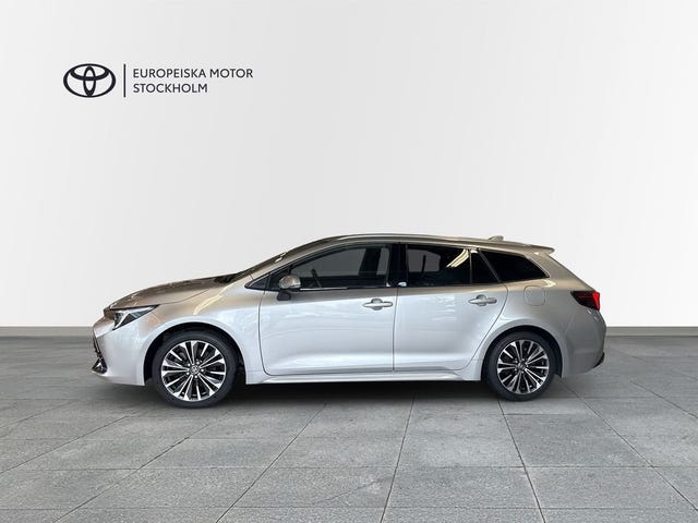 Toyota Corolla 2025 – bild 3