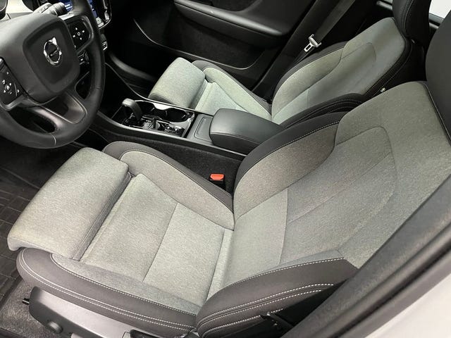 Volvo XC40 2025 – bild 4