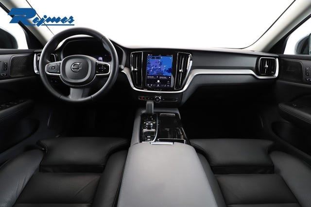 Volvo V60 2025 – bild 2