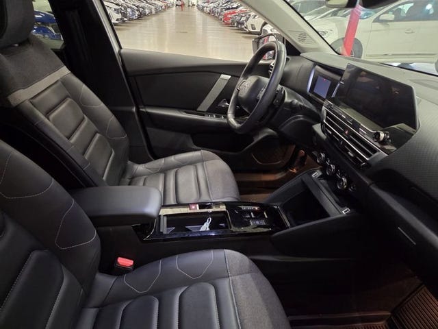 Citroen C4 2023 – bild 4