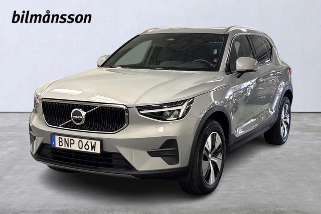 Volvo XC40 2025