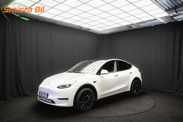 Tesla Model Y 2021