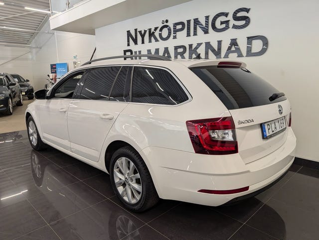 Skoda Octavia 2018 – bild 3
