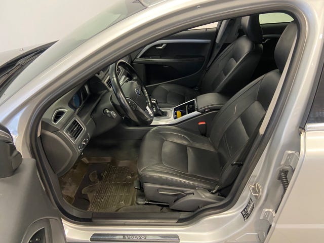 Volvo V70 2015 – bild 2