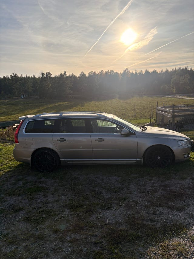 Volvo V70 2015 – bild 2