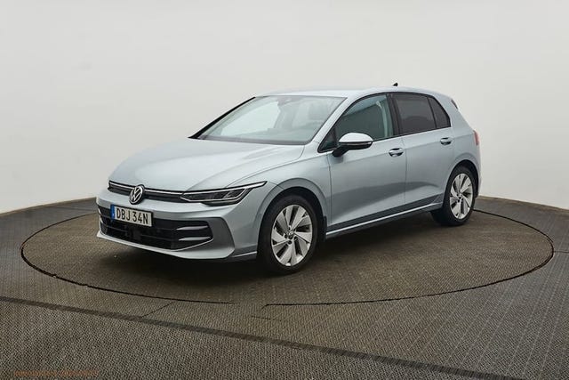 Volkswagen Golf I 2025