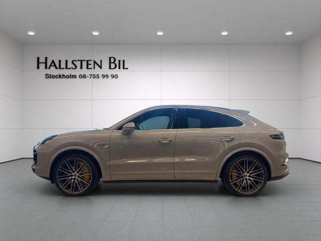 Porsche Cayenne Turbo S 2022