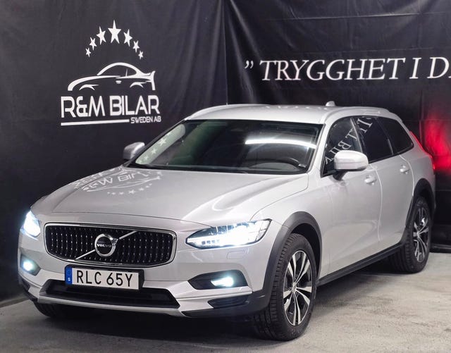 Volvo V90 Cross Country 2022