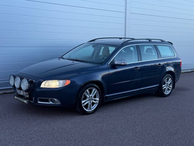 Volvo V70 2011