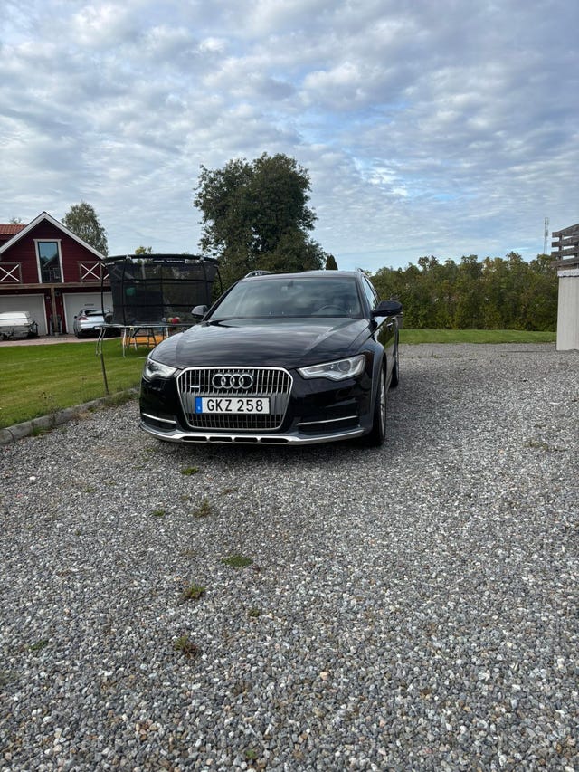 Audi A6 allroad 2014