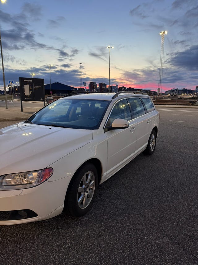 Volvo V70 2011 – bild 3