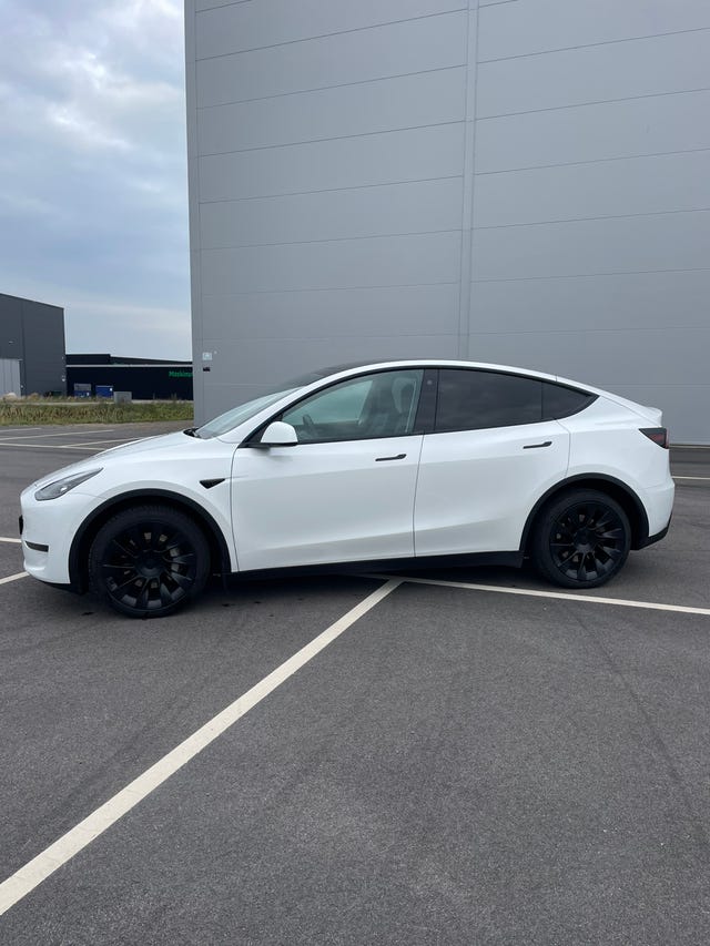 Tesla Model Y 2022