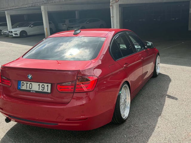 BMW 320d 2012 – bild 4