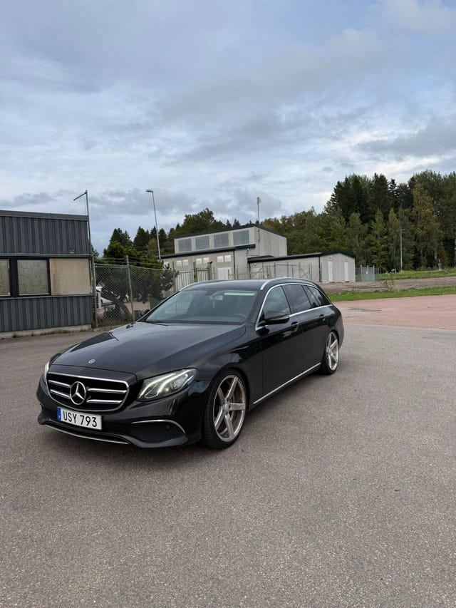 Mercedes-Benz E200 2019
