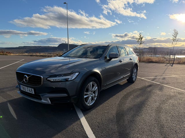 Volvo V90 Cross Country 2018