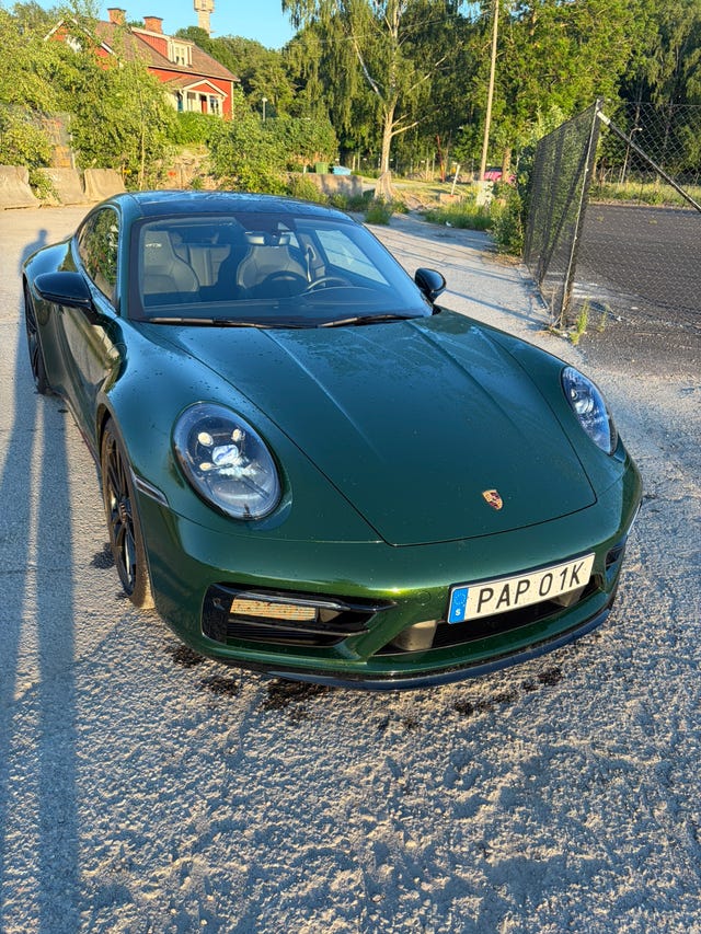 Porsche 911 Carrera GTS 2024