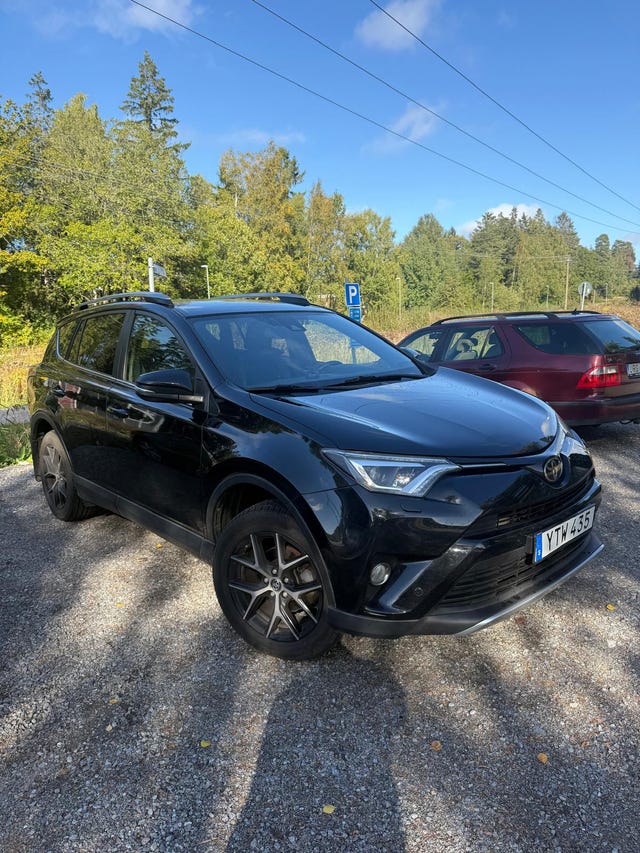 Toyota RAV4 2017