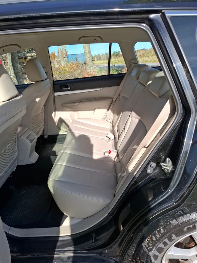 Subaru Outback 2014