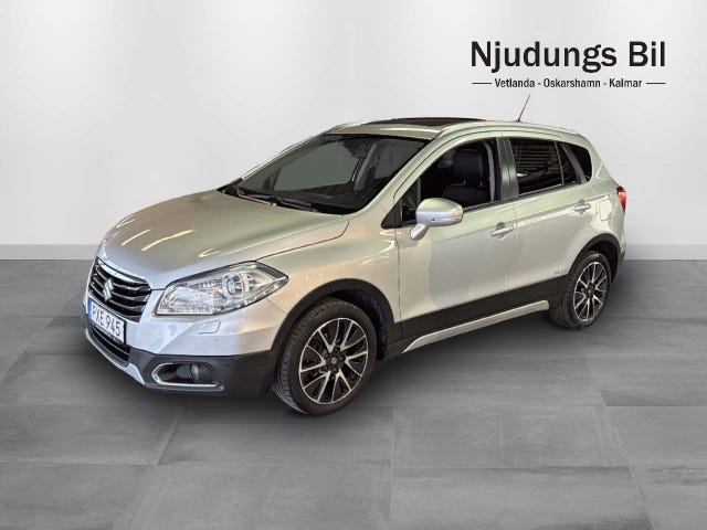 Suzuki S-Cross 2015
