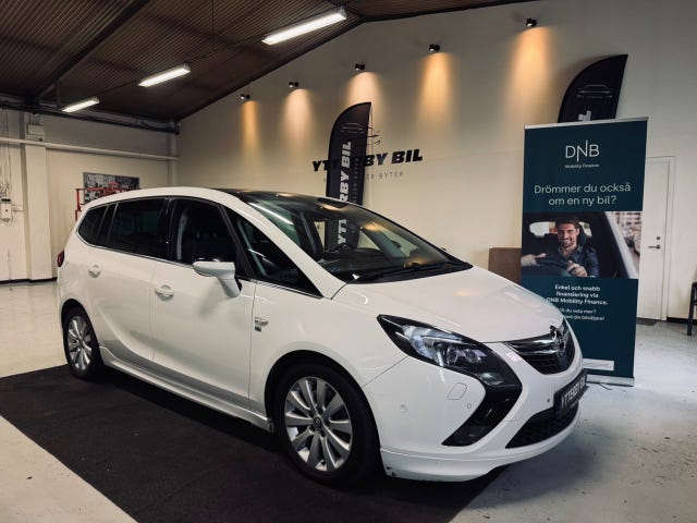 Opel Zafira Tourer 2016