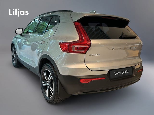 Volvo XC40 2025 – bild 3
