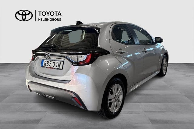 Toyota Yaris 2025 – bild 4
