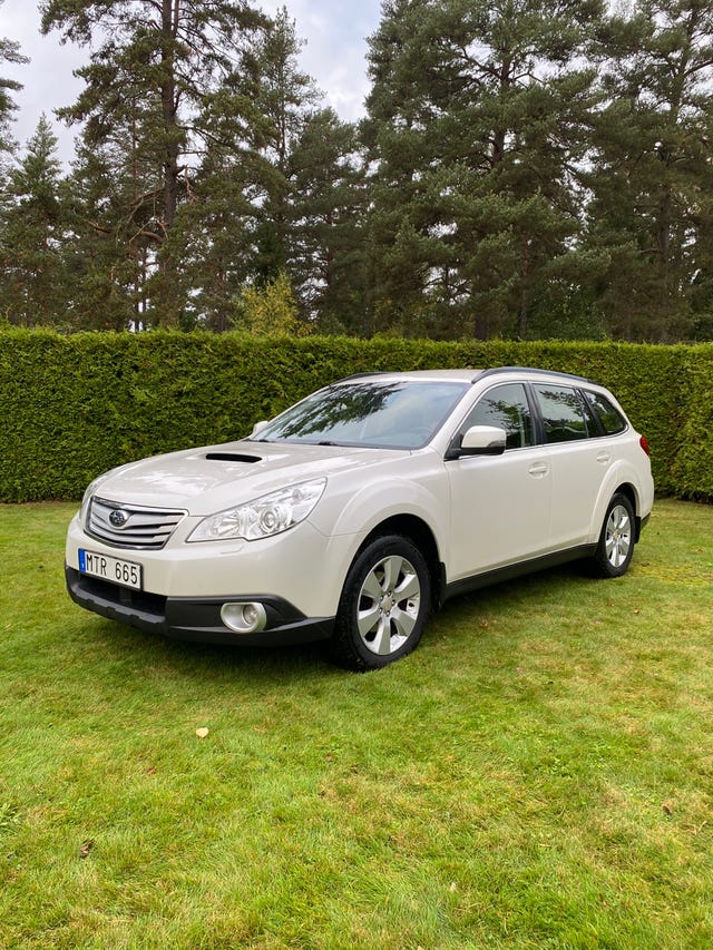Subaru Outback 2012