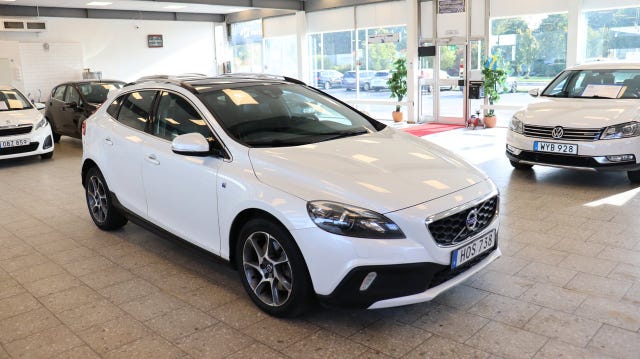 Volvo V40 Cross Country 2015