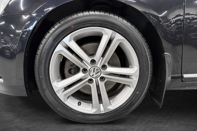 Volkswagen Passat 2013 – bild 2
