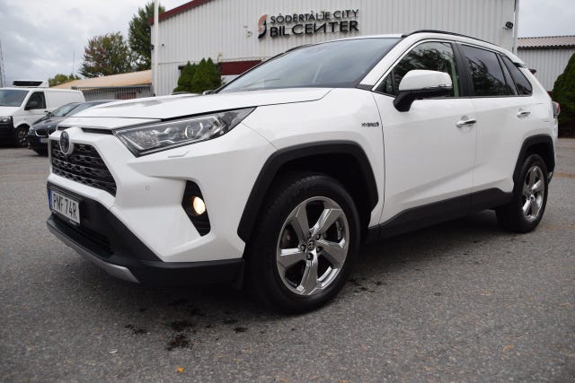 Toyota RAV4 2021