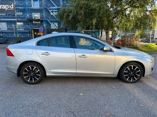 Volvo S60 2012