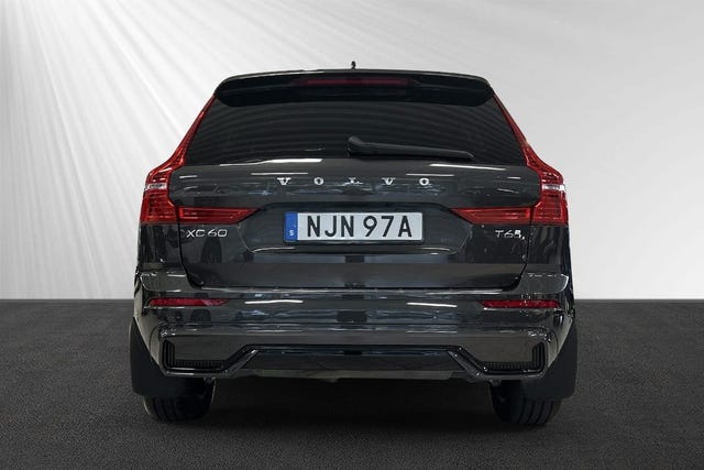 Volvo XC60 2025 – bild 2