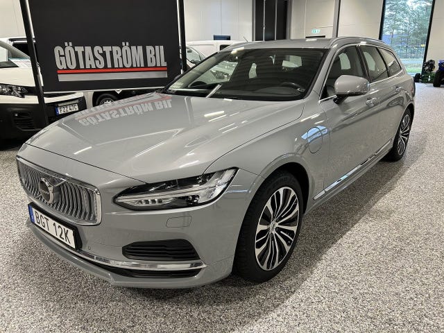 Volvo V90 2024