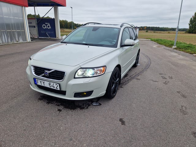 Volvo V50 2011